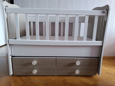 двухэтажные кровати: Для девочки и мальчика, Колыбель, Б/у, С матрасом, С выдвижными ящиками