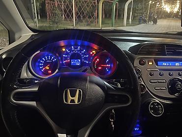 бета фф: Honda Fit: 2010 г., 1.5 л, Автомат, Бензин, Хэтчбэк — 2