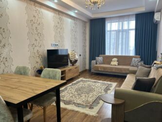 qubada kiraye evler: 2otaq studio menzil temirli. qaz su isiq daimidir. 300litrlik suvceni