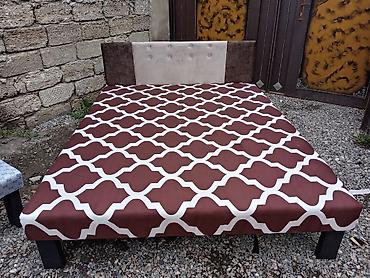 Çarpayılar: 1 nəfərlik çarpayılar 60 manat. 2 nəfərlik taxt 110 manat. Çatdırılma — 21