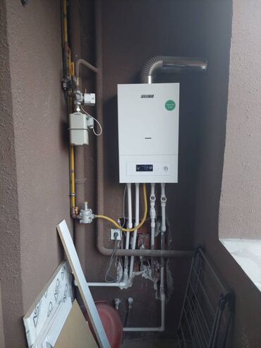 Uzunmüddətli kirayə mənzillər: Nərimanov rayonu, Təbriz küçəsində (keçmiş Çapayev) 4 otaqlı, 97 kv.m -da lalafo.az — 18 Uzunmüddətli kirayə mənzillər: Nərimanov rayonu, Təbriz küçəsində (keçmiş Çapayev) 4 otaqlı, 97 kv.m — 18