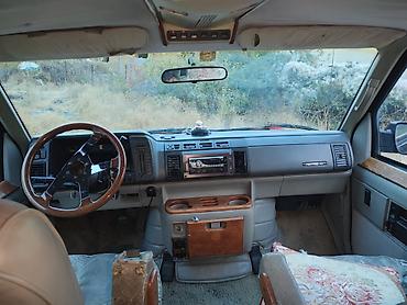 ниссан сирена: Chevrolet Astro: 1993 г., 4.3 л, Автомат, Бус — 7