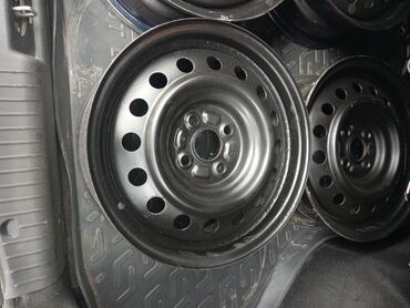 15 disklər: İşlənmiş Disk Toyota R 15, 4 Boltlu