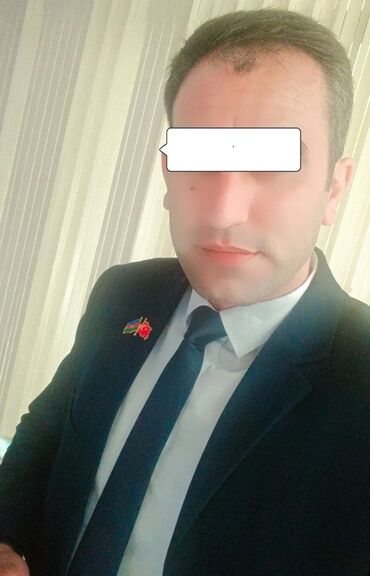 Строительные специальности: Bakı da yasayiram Aile surucu isi axtariram sebrli temkinli pis