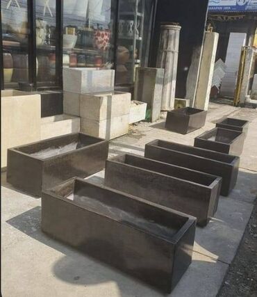 Bitkilər üçün dibçəklər: Xer razmir de özel dibcek istehsal edirik. Qvadrat ve adede gore