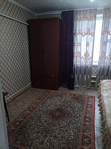 Продажа коттеджей и домов: Продается дом в г. Токмак в центре 20 соток. Дом кирпичный, отопление — 14