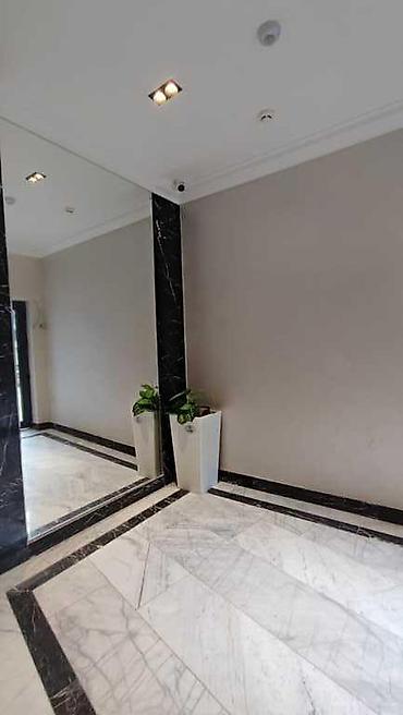 qaraba: Ağ şəhər, 2 otaqlı, Yeni tikili, 98 kv. m — 3