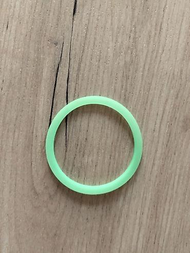 Уплотнительные кольца: Силиконовое уплотнительное кольцо (O‑ring), светло‑зелёное. - — 1