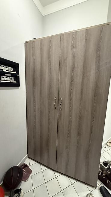 İki qapılı paltar şkafı - Material: ağac teksturasında laminat