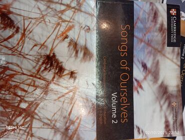 Digər məktəb dərslikləri: IGCSE Cambridge programın Songs of ourselves volume 2 kitabı