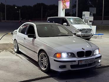 приборка: BMW 5 series: 1996 г., 4.4 л, Автомат, Бензин, Седан — 4