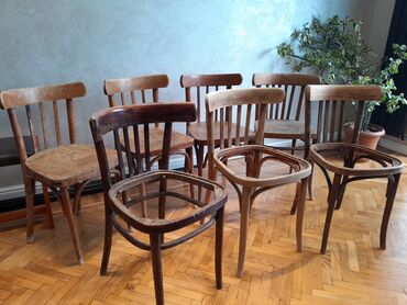 старые стулья: Qonaq otağı üçün, İşlənmiş, Qatlanmayan, Stul