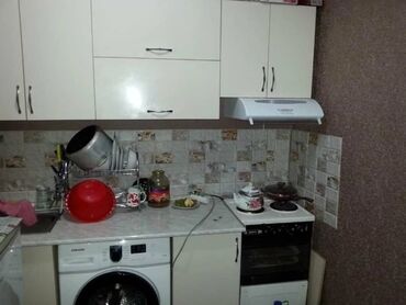 квартира ак босого без хозяина: 1 комната, 34 м², 105 серия, 5 этаж, Старый ремонт