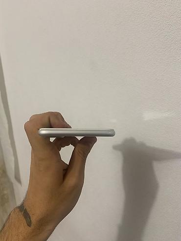xiomi redmi not8: IPhone 7 Plus, 32 GB, Gümüşü, Barmaq izi — 7