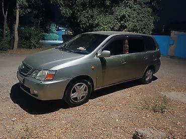 carina e: Toyota Gaia: 2000 г., 2 л, Автомат, Бензин, Минивэн — 1