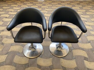 красовка бу: Кресло для салона Кара-Балта 
В хорошем состоянии 
Оба за 4500