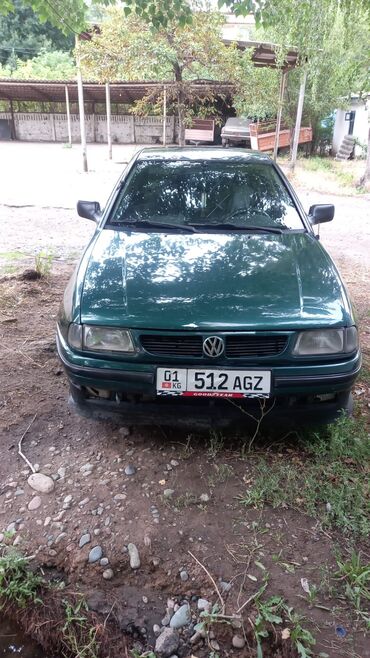 фольксваген шаран сият: Volkswagen Polo: 1996 г., 1.8 л, Механика, Бензин