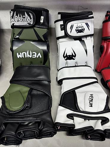 Перчатки: Перчатки для MMA и единоборств Venum (анатомические, открытые пальцы) — 10