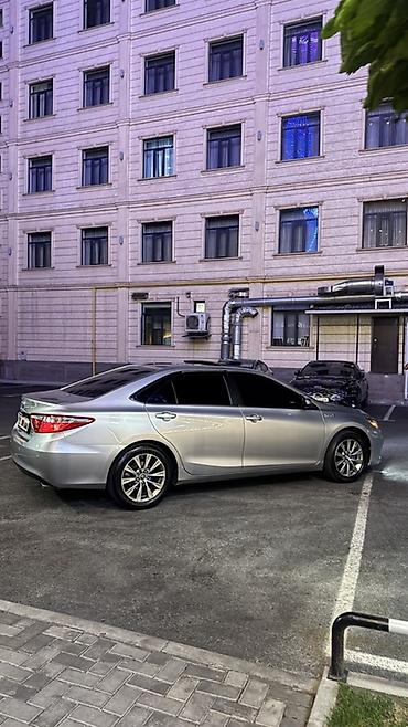 Toyota: Toyota Camry: 2015 г., 2.5 л, Вариатор, Гибрид, Седан — 3