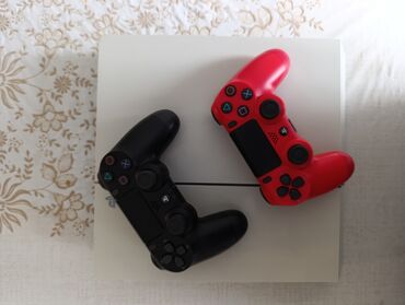 PS4 (Sony PlayStation 4): Продаю PS4 Fat (3 ревизия) в отличном состоянии! также проходила
