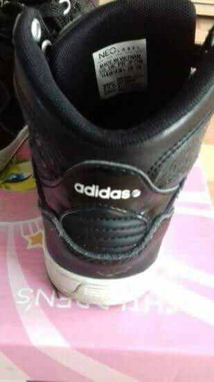 Ostala dečija odeća: Adidas patike u odlicnom stanju. Velicina 28/5. Bez ikakvih ostecenja na lalafo.rs - slika 3 Adidas patike u odlicnom stanju. Velicina 28/5. Bez ikakvih ostecenja - Smederevo - slika 3