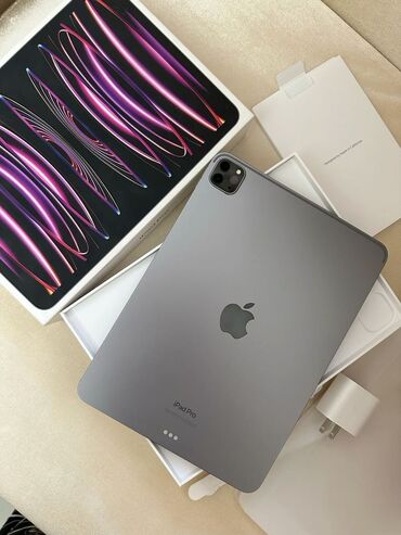 grafik planşet: Apple ipad 11 pro m2 2 aydır alınıb ine ucu qeder cızığı yoxdur demək
