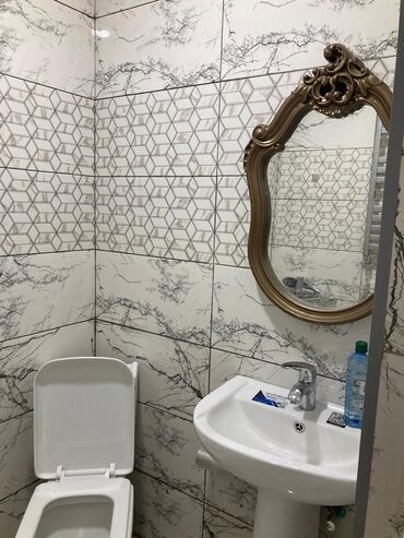 Mənzil kirayələyirəm: Menzıl qurtulusda Aystorenın arxasında yerlesır ınteqral 95 ev 5 cı — 5