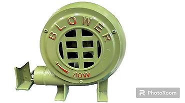 Центробежный воздуходув (blower) 80 Вт Описание: - Компактный