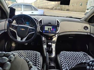 Продажа авто: Chevrolet Cruze: 2014 г., 1.8 л, Механика, Бензин, Универсал — 5