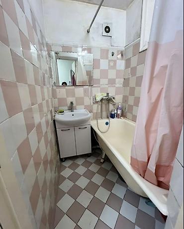 flat osh: 2 комнаты, 47 м², парк Панфилова / стадион Спартак Индивидуалка, 5 этаж, Косметический ремонт — 3