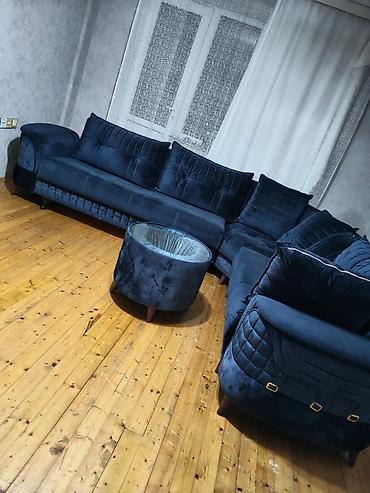 Künc divan+pufik 600₼. Açılır baza var. Ölçü dəqiq bilinmir. Ünvan