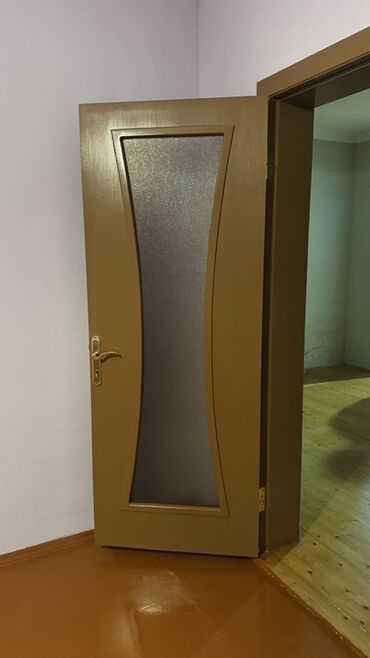 Otaq bitkiləri: Qapı 2 ədəddir . 2 si 85 AZN ✅ Komplekt: Zamok, dəstək və