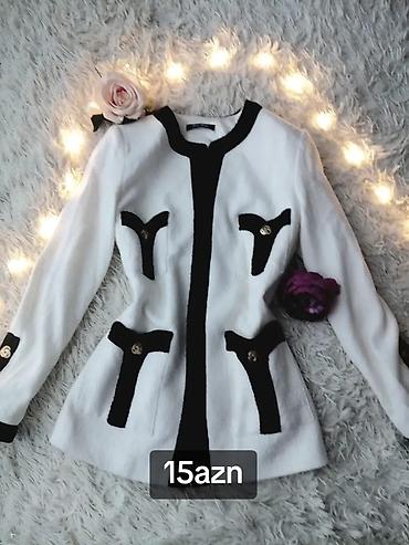i7 pro max: Qadın geyim dəsti – ayrı-ayrı satılır 1) Ağ-qara jaket – 15 AZN - — 1