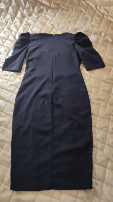 crne kratke haljine: M (EU 38), S (EU 36), bоја - Crna, Drugi stil, Kratkih rukava