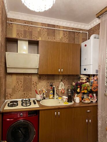 Uzunmüddətli kirayə mənzillər: Nərimanov metrosunun yaxınlığında 5 sayli xəstaxanaya yaxın yerləşən — 14