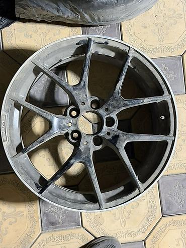 r16 amg: Литые Диски R 18 AMG, 1 шт, отверстий - 5, Новый — 1