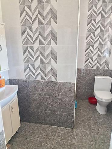 Продажа коттеджей и домов: 4 комнаты, 140 м², 4 соток, Бишкек, Собственник — 13