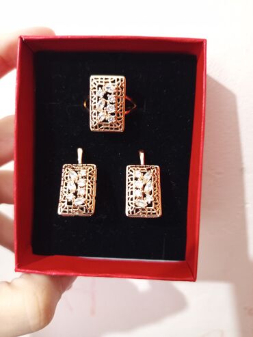 Tuflilər: Üzük və sırğalar - Metal: qızılı tonlu qirmizi rus qizili rengi - — 33