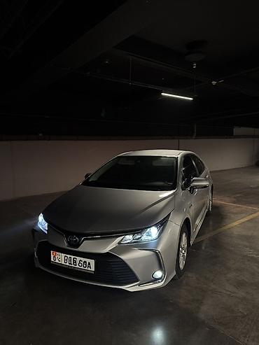 продажа гибридных автомобилей: Toyota Corolla: 2021 г., 1.8 л, Вариатор, Гибрид, Седан — 1