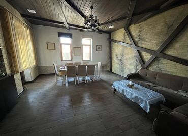 Restoran, kafelər: Qaraçuxur Ərazisi ən tanınmış restoranlardan biri icare verilir.Bütün — 9