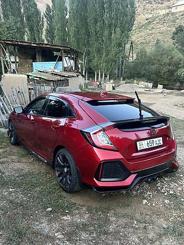 type r: Honda Civic: 2017 г., 1.5 л, Механика, Бензин, Хэтчбэк — 6