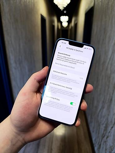 mi router 4a: IPhone 13, 128 GB, Göy, Face ID — 5