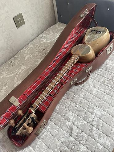 tar: Tar musiqi aləti – sərt futlyarla - Klassik Azərbaycan tarı: iki — 2