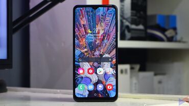 самсунг а 8 2018: Samsung A20, Б/у, 64 ГБ, цвет - Черный, eSIM