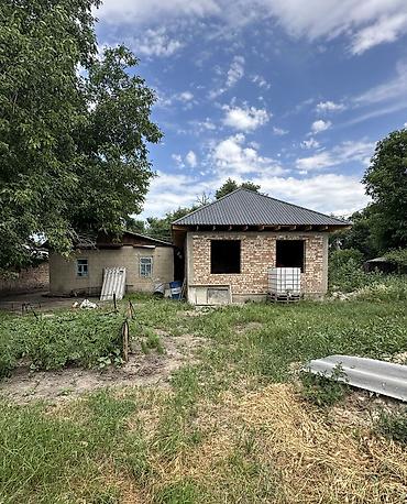 di store: ✨ Продаётся дом в с. Сокулук ✨ 🏡 Характеристики: • — 3