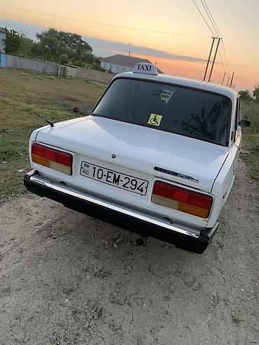 radiator masin: VAZ (LADA) 2107: 0.4 l | 1981 il 386 km Sedan — 3