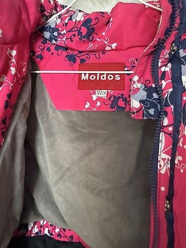 Верхняя одежда: Срочно продается куртка Детская зимняя куртка Moldos, рост 122 см. - — 6