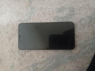 Apple iPhone: IPhone X, Б/у, 64 ГБ, Белый, Кабель, 70 % — 1