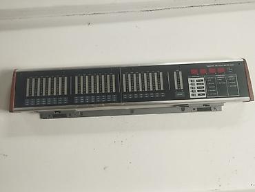nömrəli saat: Tascam MU-1000 Meter Unit – studiya mikserləri üçün peşəkar göstərici — 1