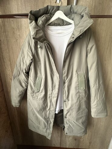 длинное трикотажное платье с капюшоном: Теплая женская парка OLANNWEAR Collection - Длина: ниже колена